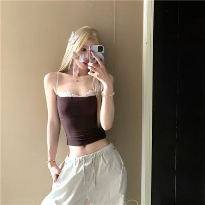 蒙面纱的男子